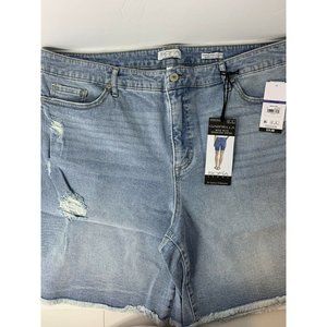 Sofia Vergara Women’s Mid-Rise Gabriella Bermuda Jean Shorts, size 20  plus